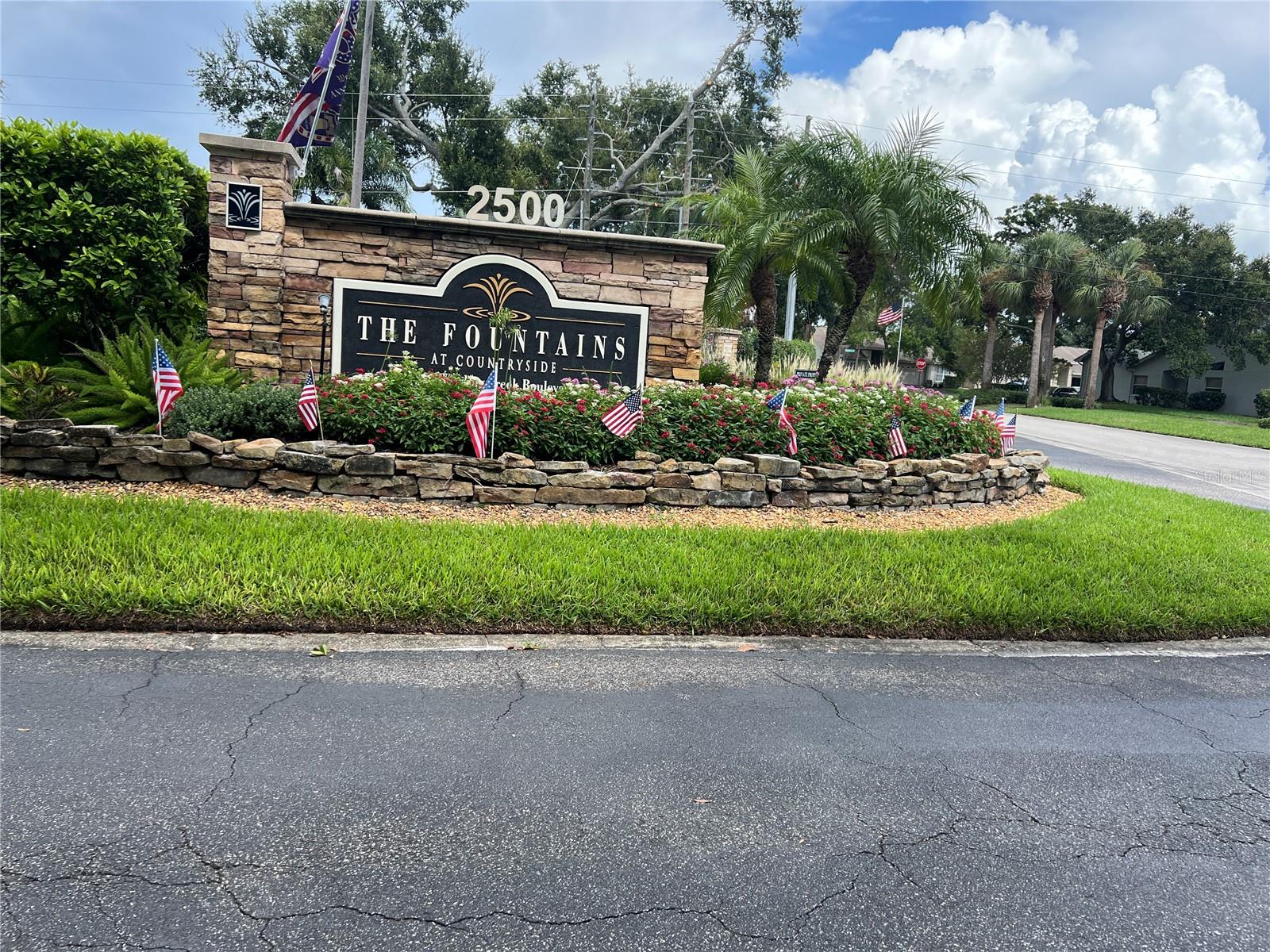 2500 Winding Creek Blvd #E103 photo 1