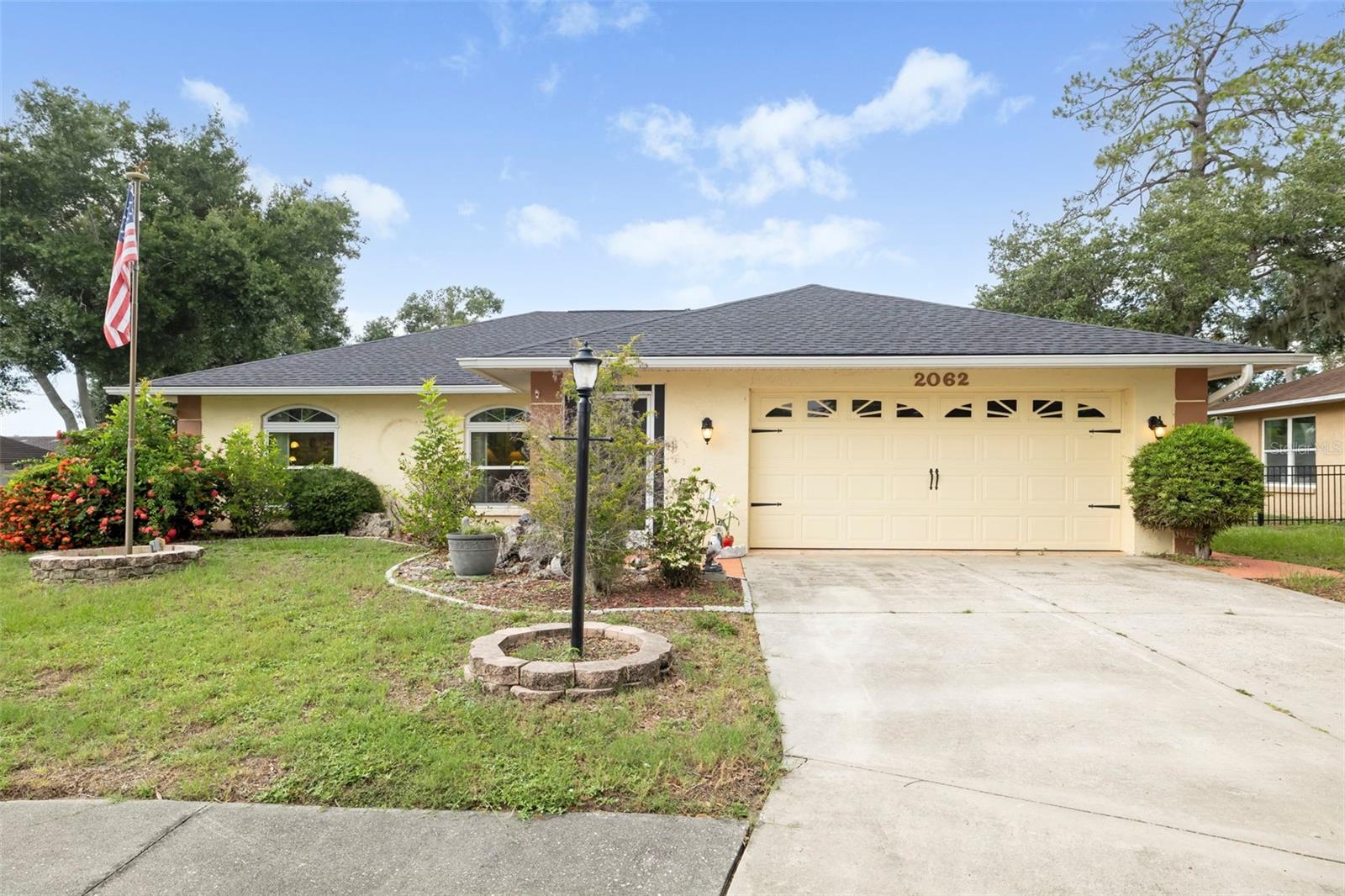 2062 Old Arbor CT photo 1
