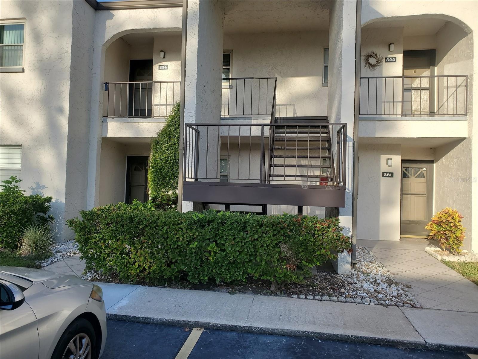 7701 Starkey Rd #324 photo 1