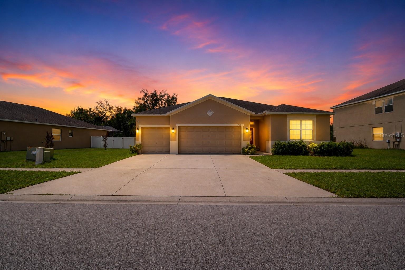 13842 Bee Tree CT photo 1
