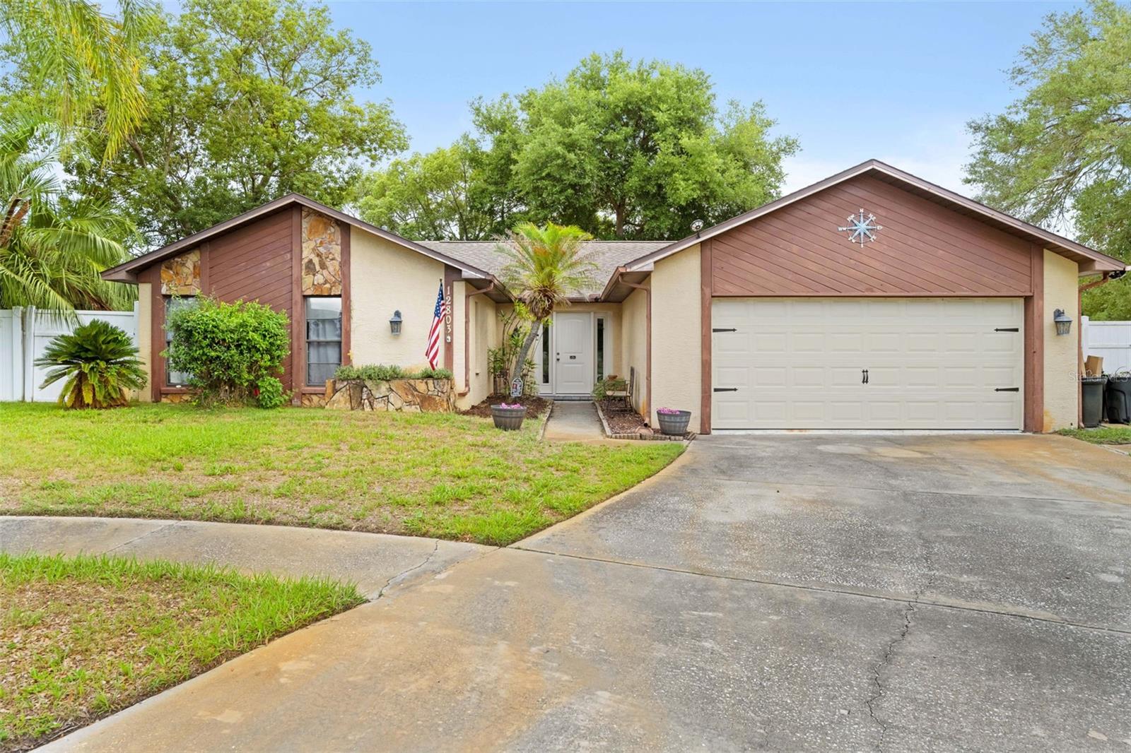12803 Red Maple CT photo 1
