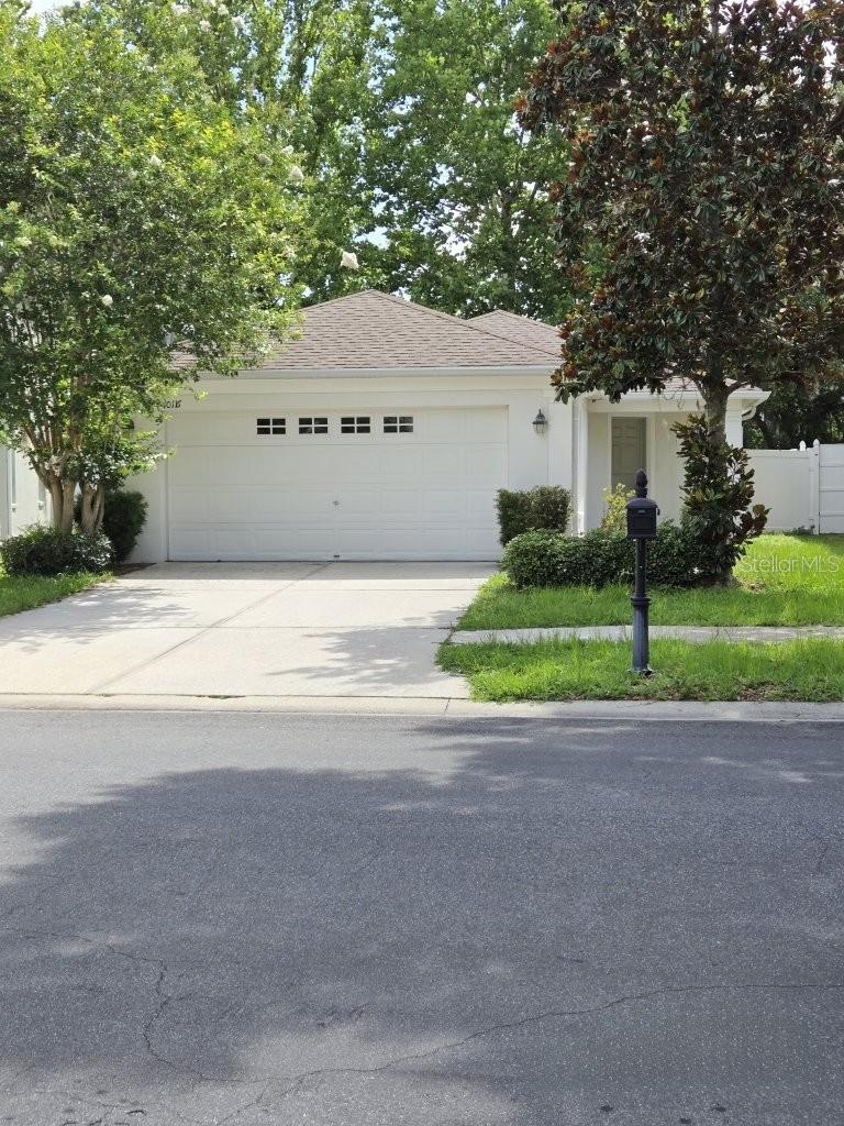10116 Perthshire Cir