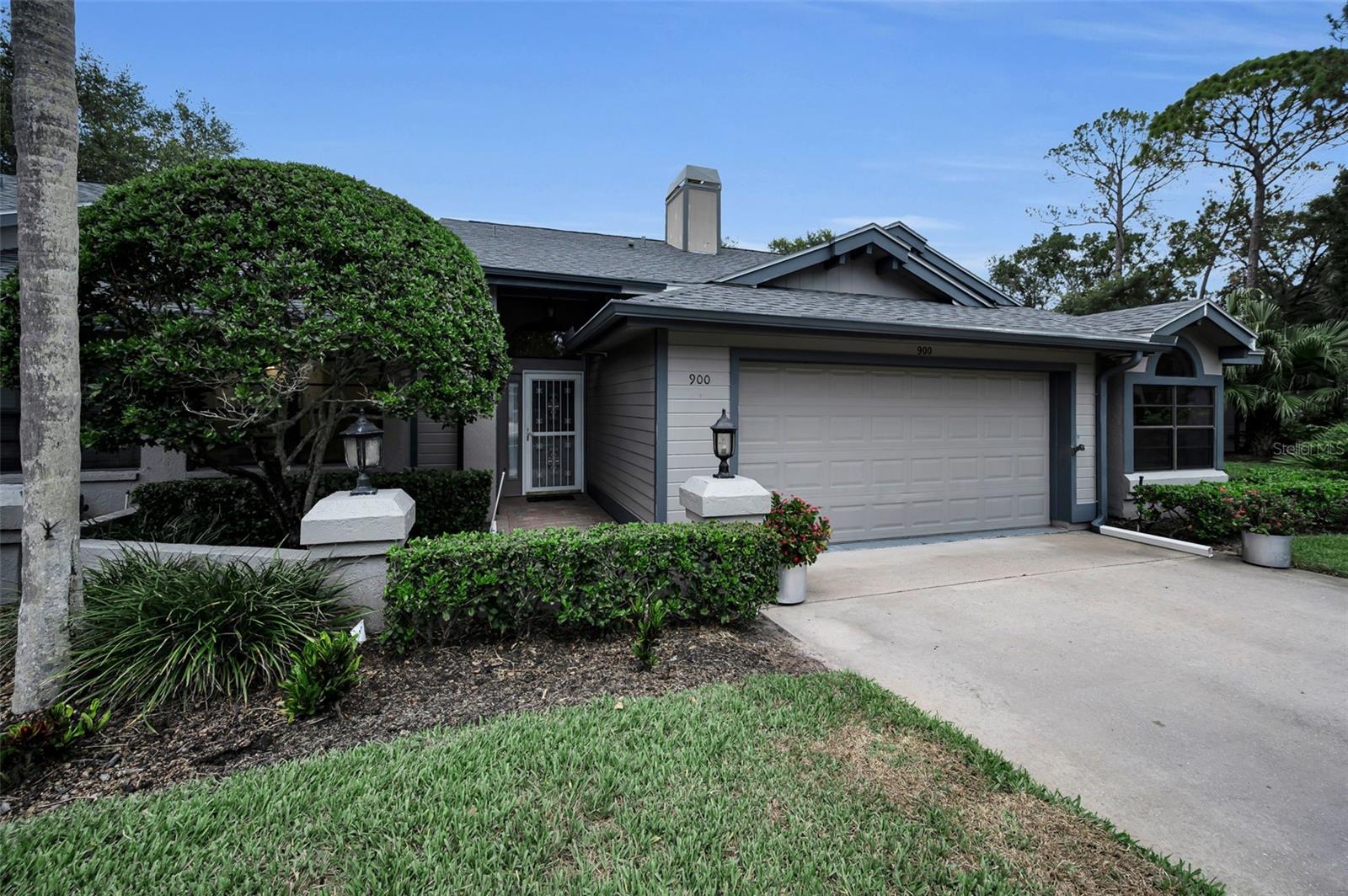 900 Lucas Ln