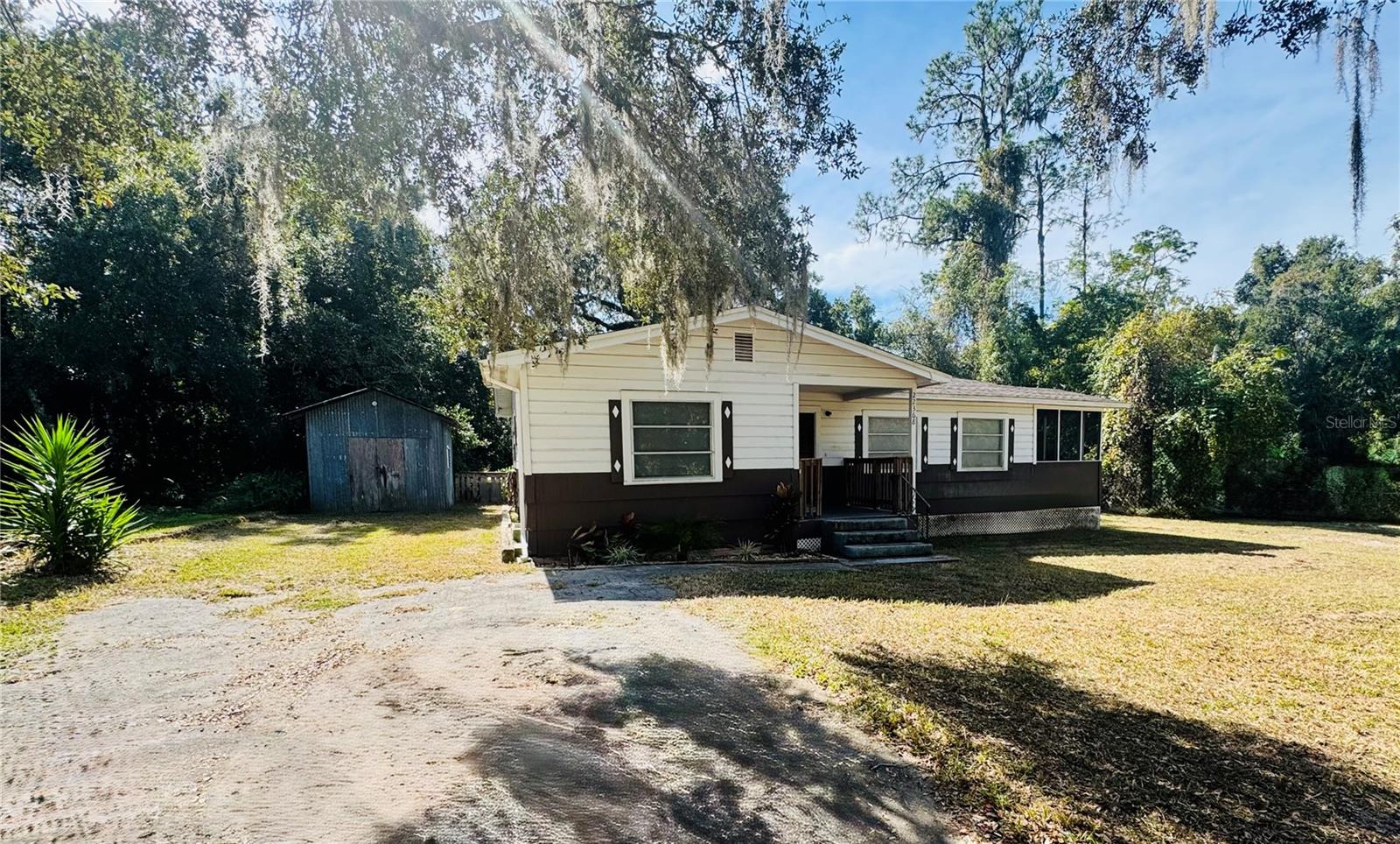 22368 Panorama St