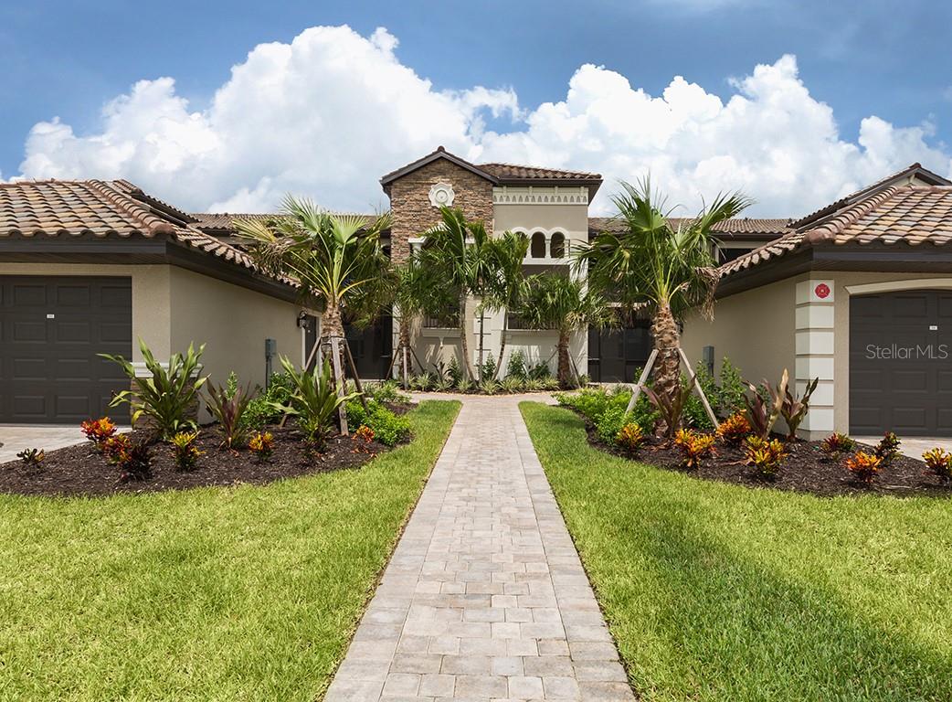 5548 Palmer Cir #103