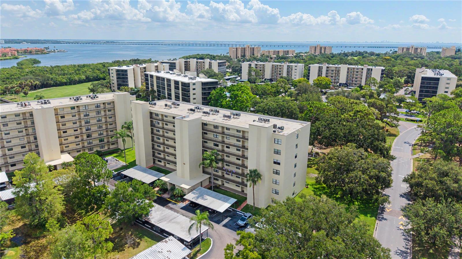 800 Cove Cay Dr #5G