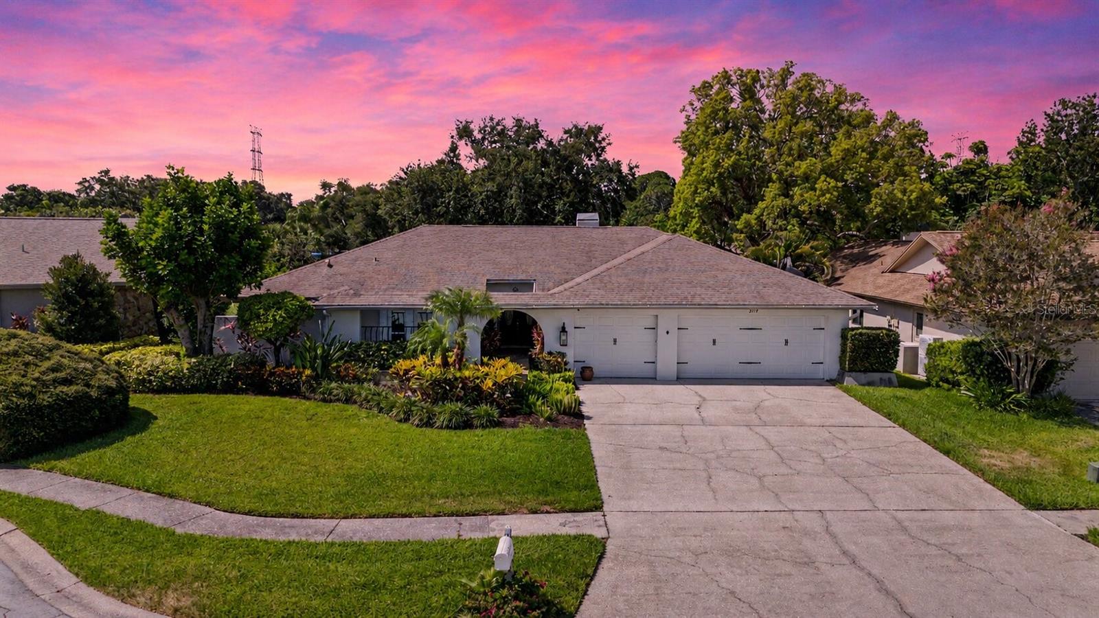 2717 Redford CT E photo 1