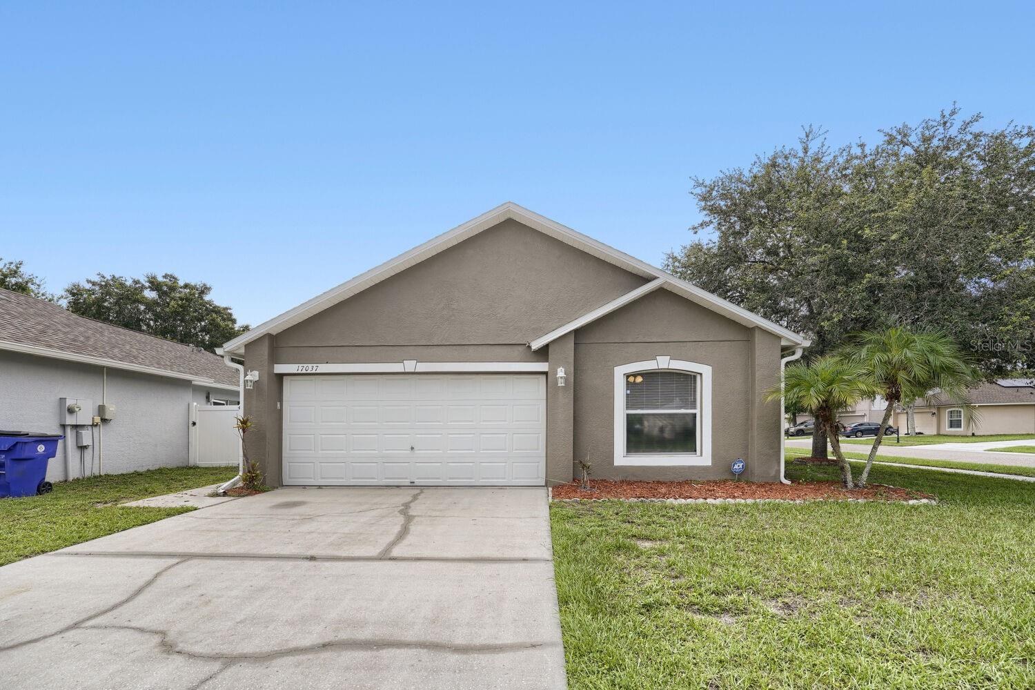 17037 Holmby CT
