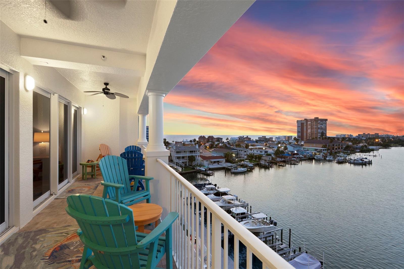 17717 Gulf Blvd #604 photo 1