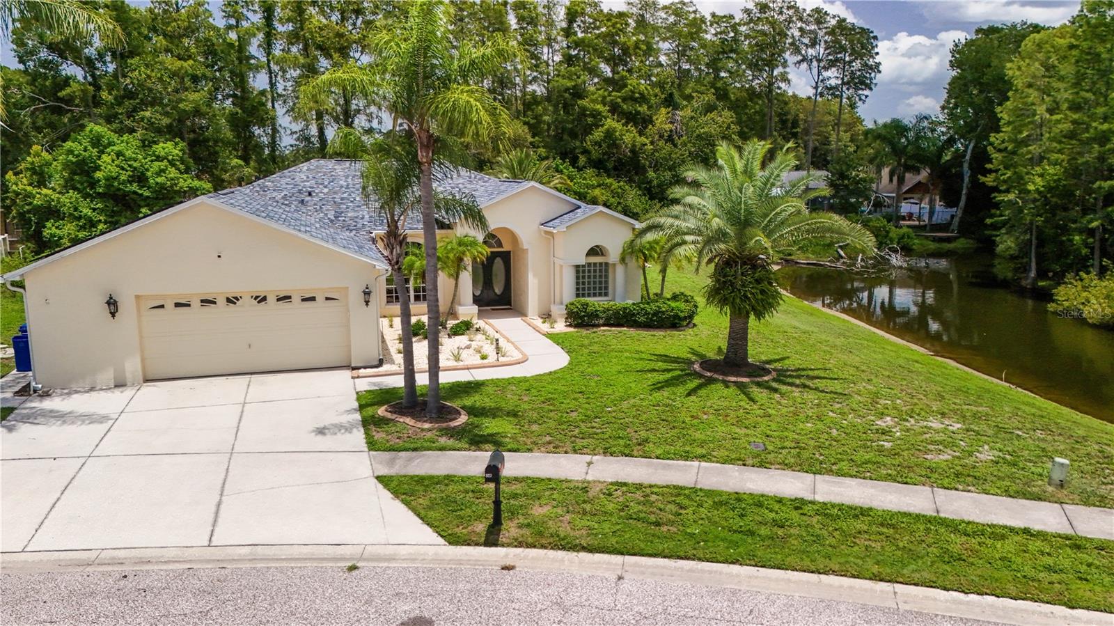 8153 Baytree Dr