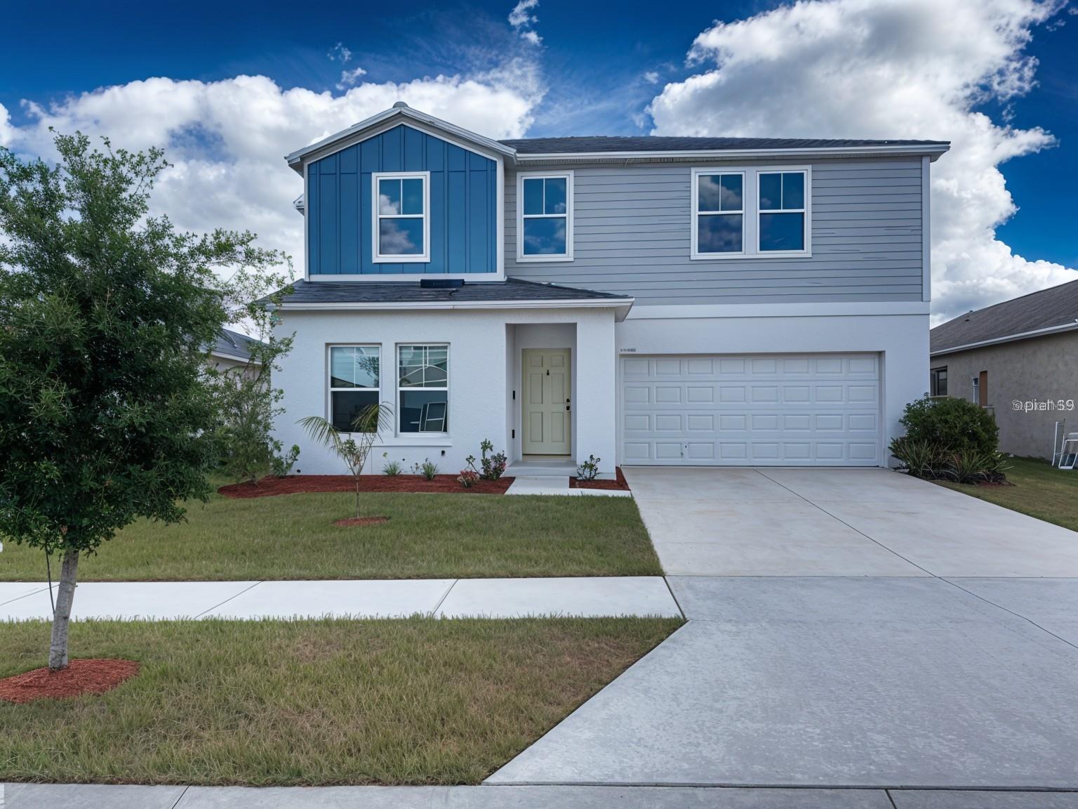 1404 Axel Cir photo 1