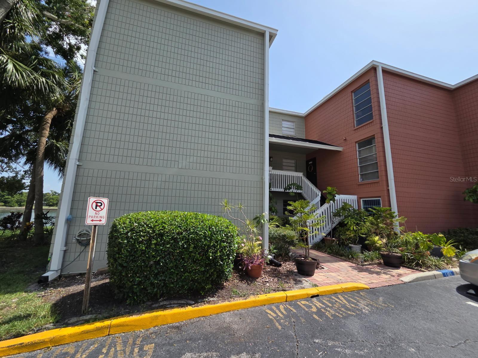 2424 W Tampa Bay Blvd #I103