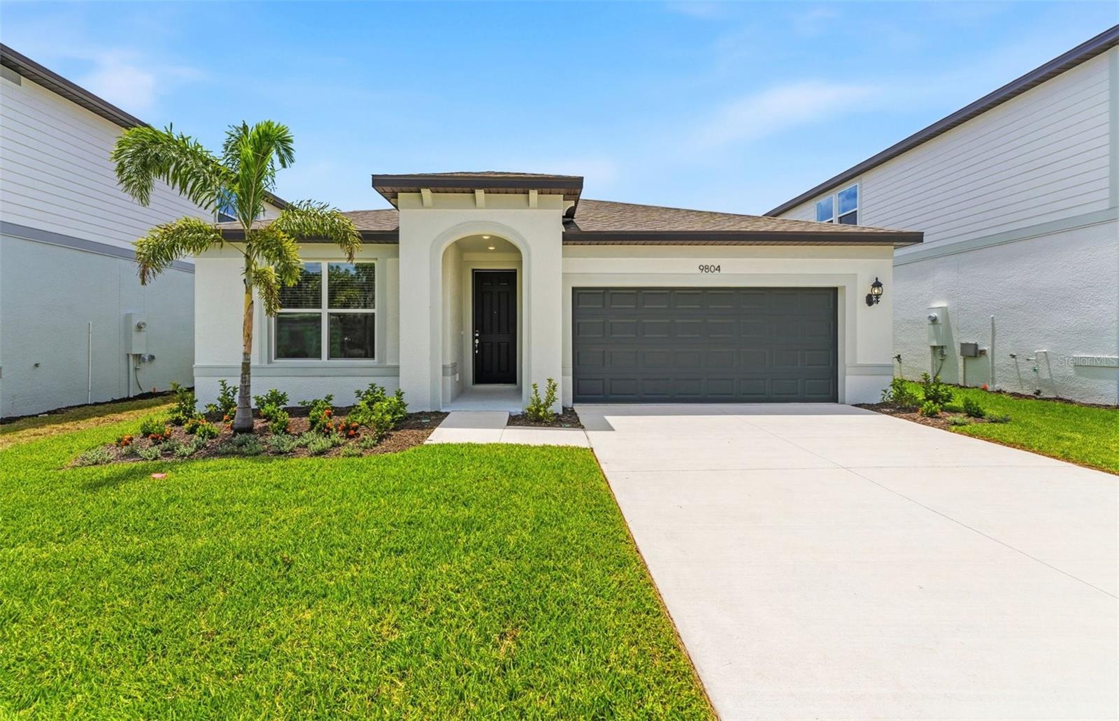 9804 Redwood Heights Loop