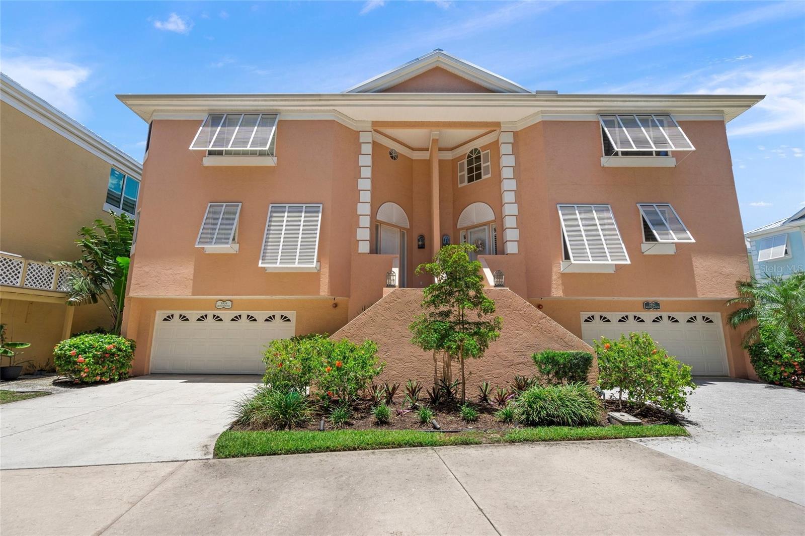 3954 Hamilton Club Cir #14 photo 1