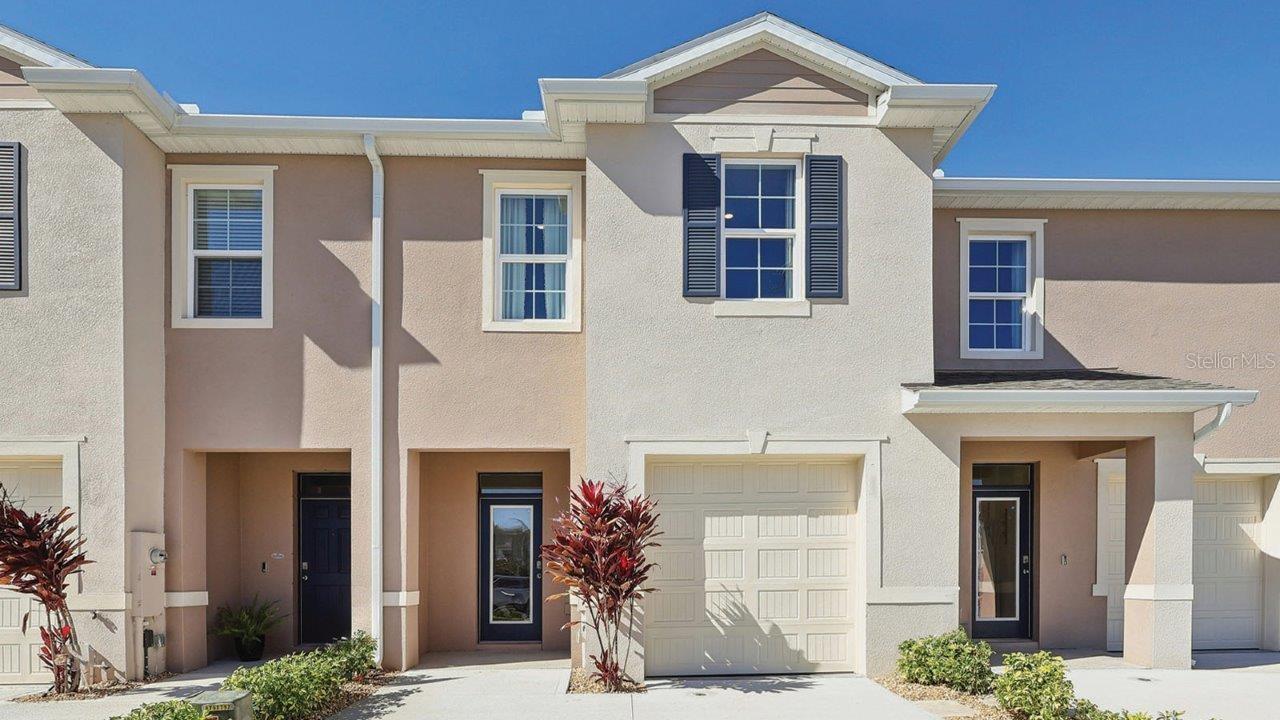 2723 Gladiola Rd photo 1