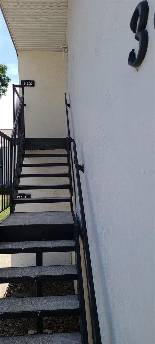 3813 N Oak Dr #F12 photo 1