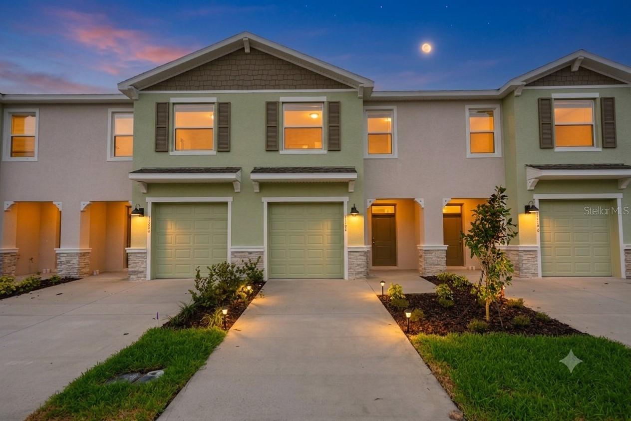 11194 Treasure Swale Way photo 1