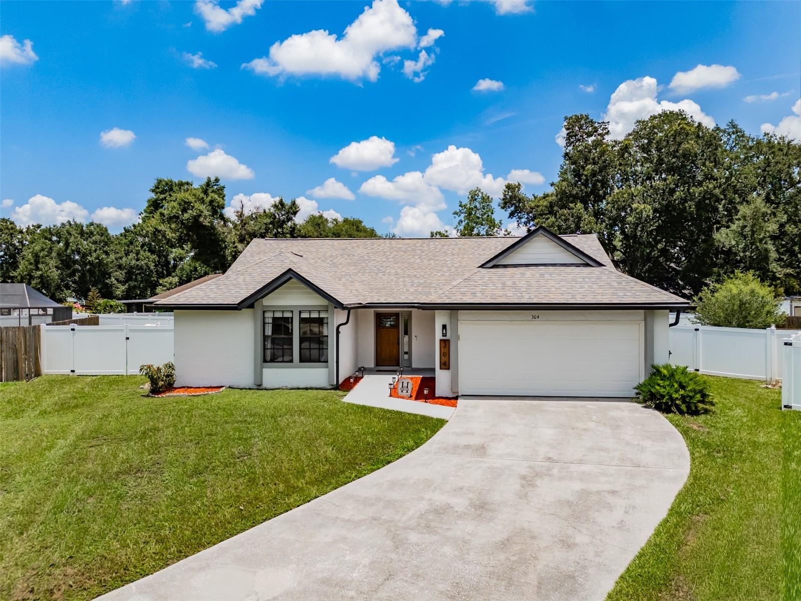 304 Scarlet Oak CT