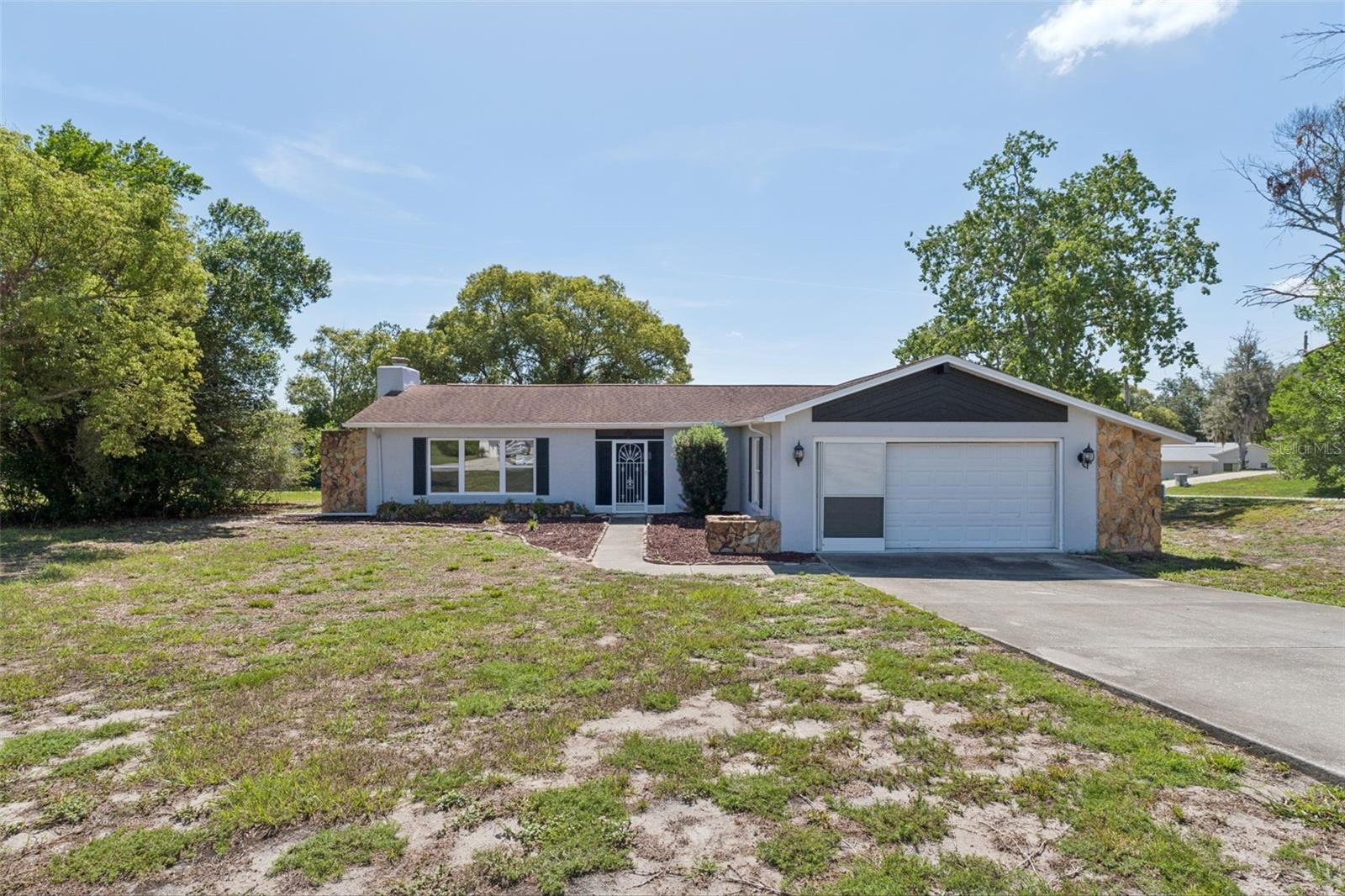 10200 Sunburst CT photo 1