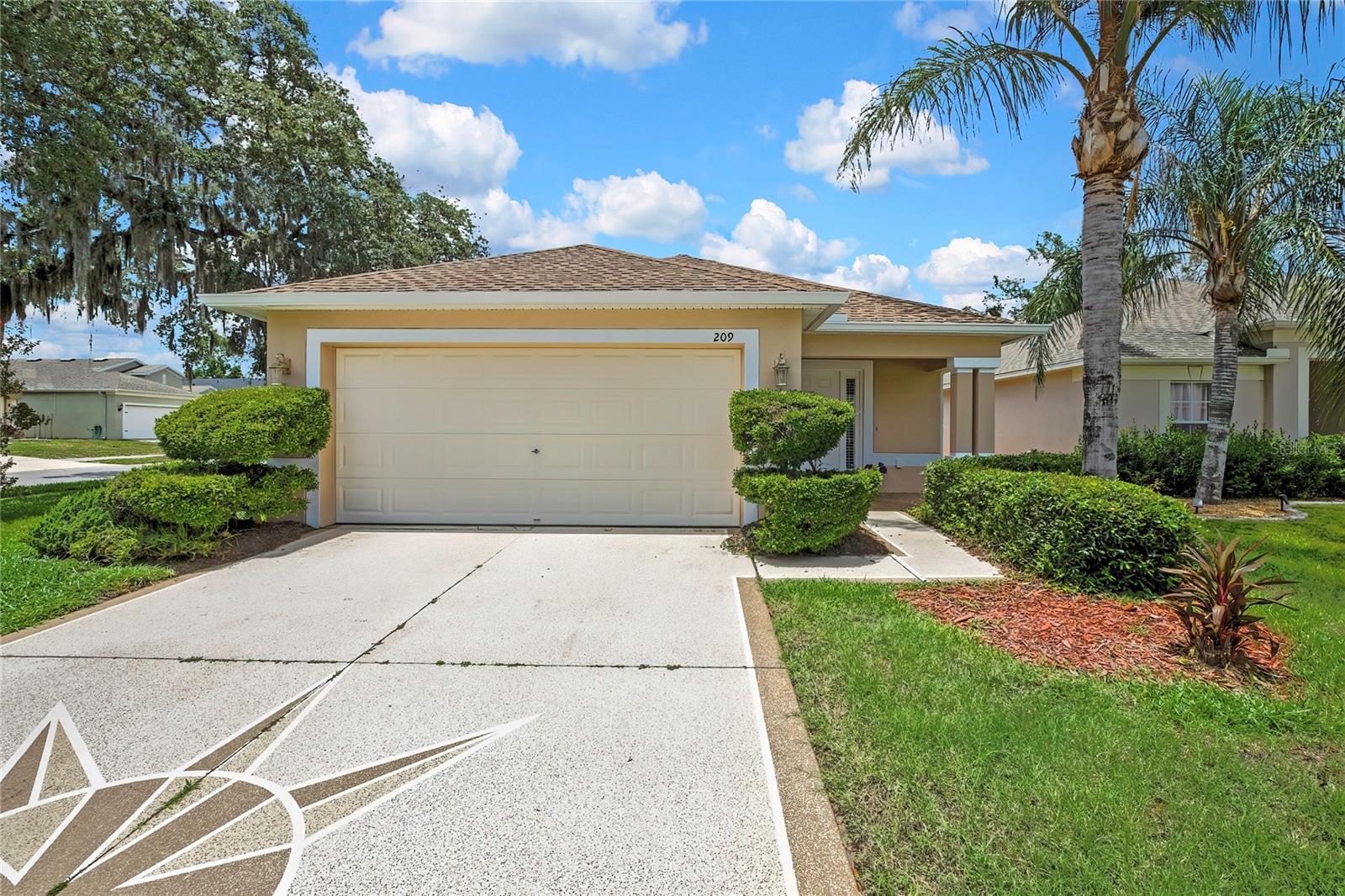 209 Winthrop Dr photo 1