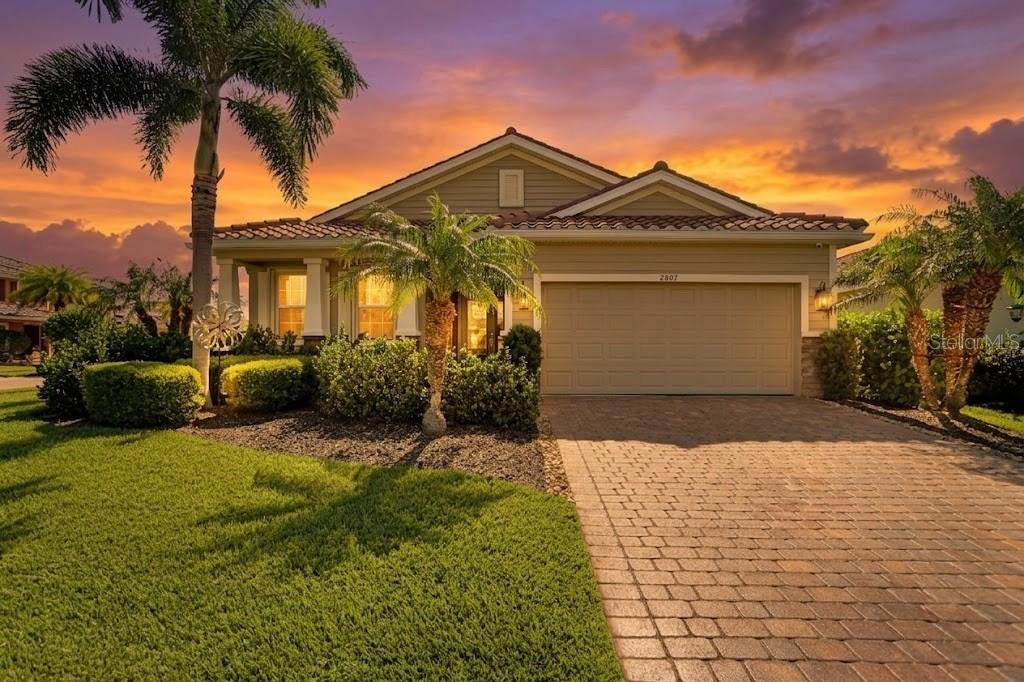2807 Oriole Dr