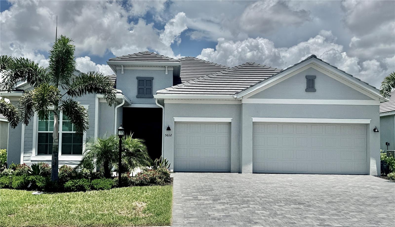 5612 Lightning Whelk Ln
