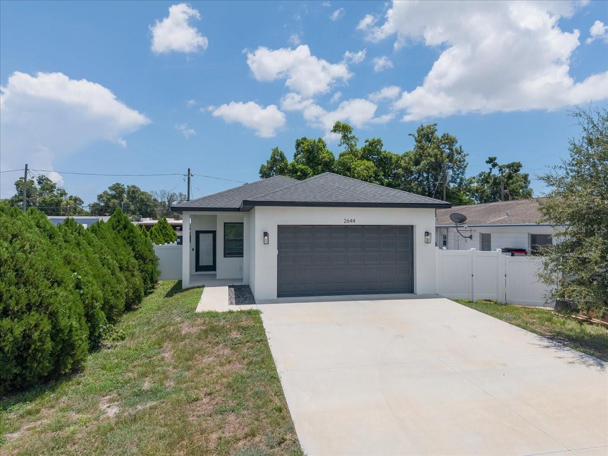 2644 42nd Ave N photo 1