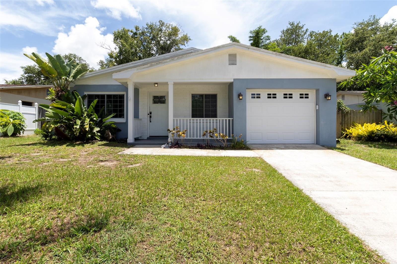 3018 19th Pl photo 1