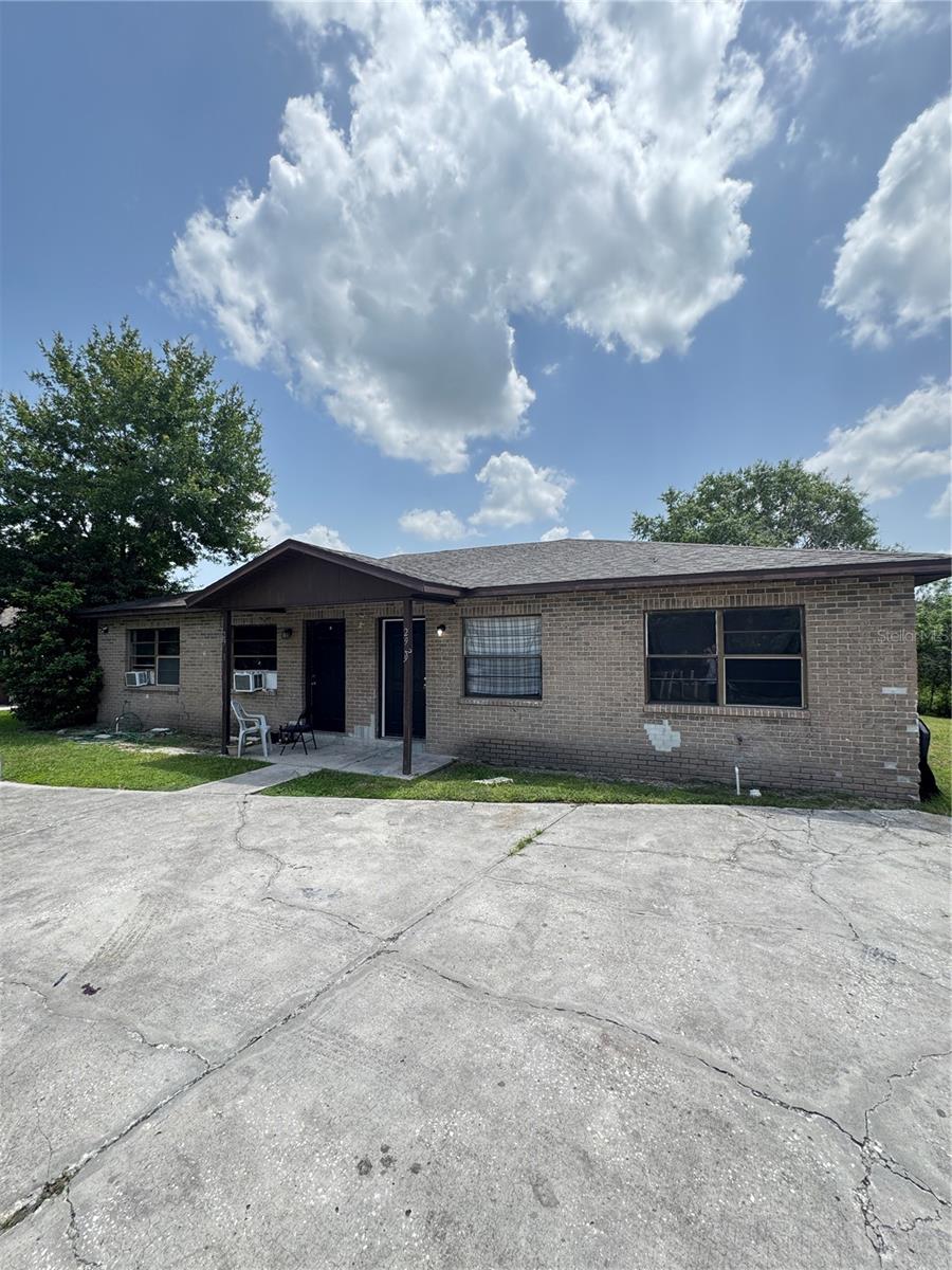2929 Nine Iron Dr photo 1