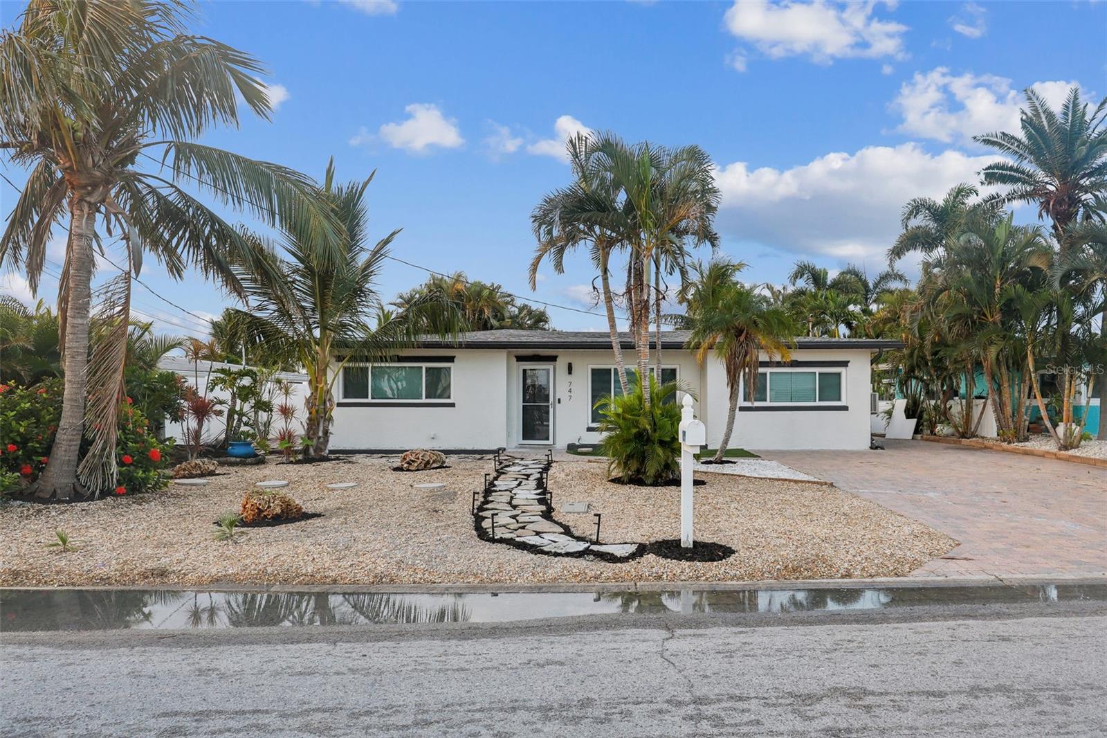 747 Pruitt Dr