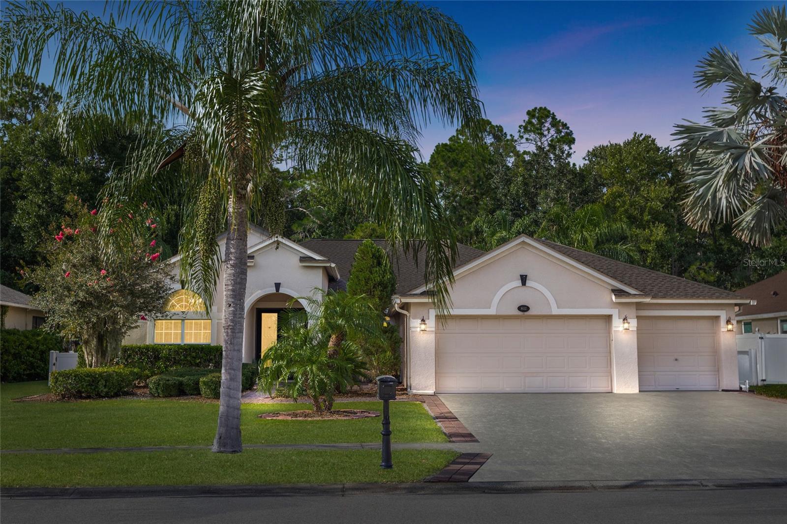 16132 Ivy Lake Dr