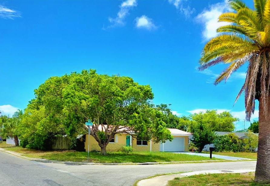 3150 Fairmount Dr
