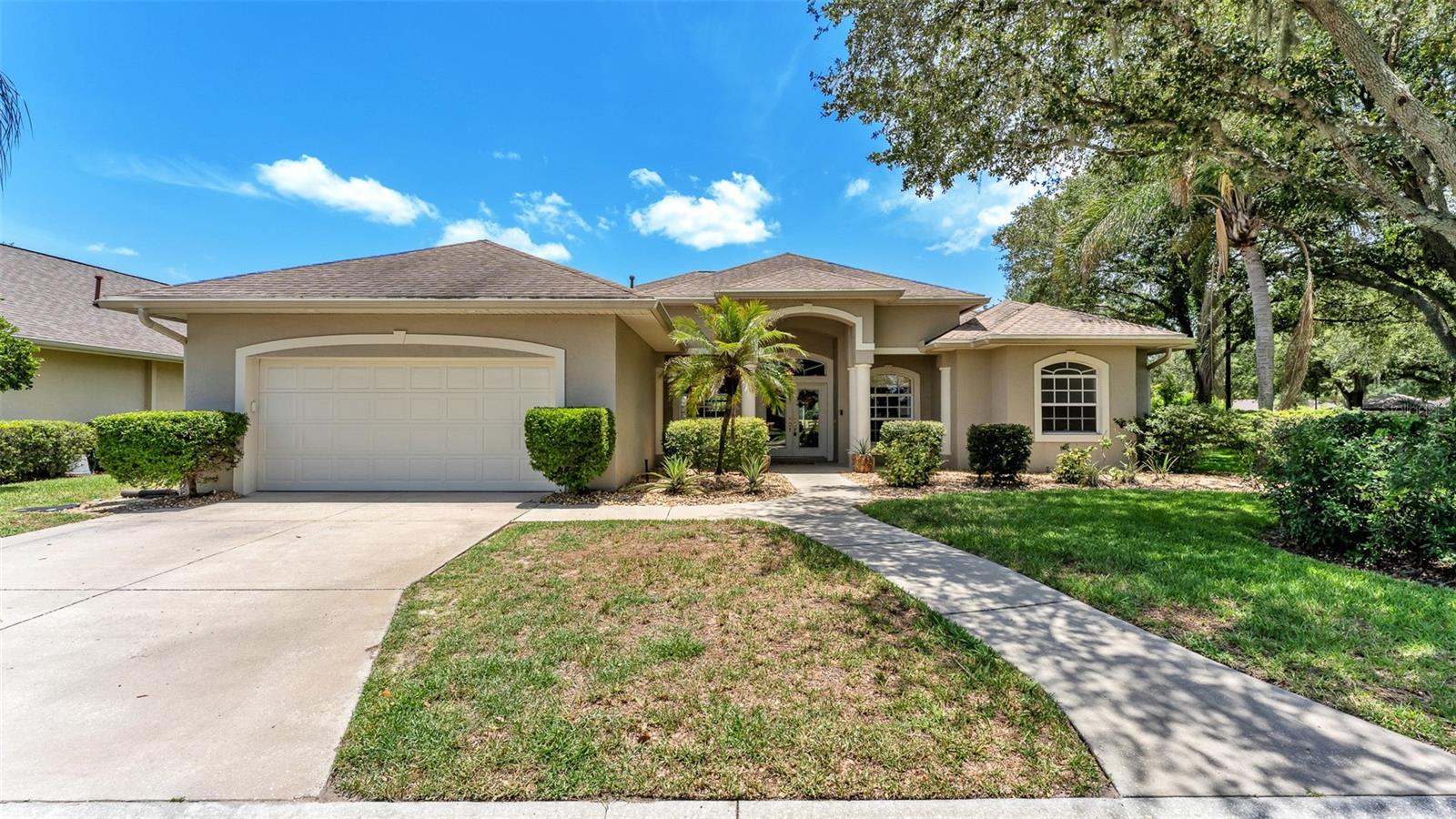 1801 Sandhill Ln photo 1