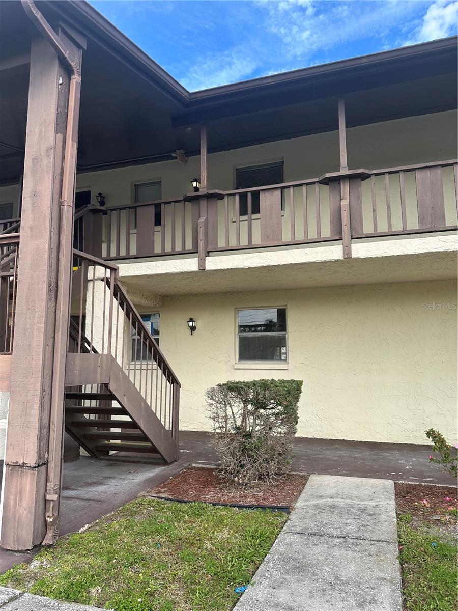 8440 Old Post Rd #202