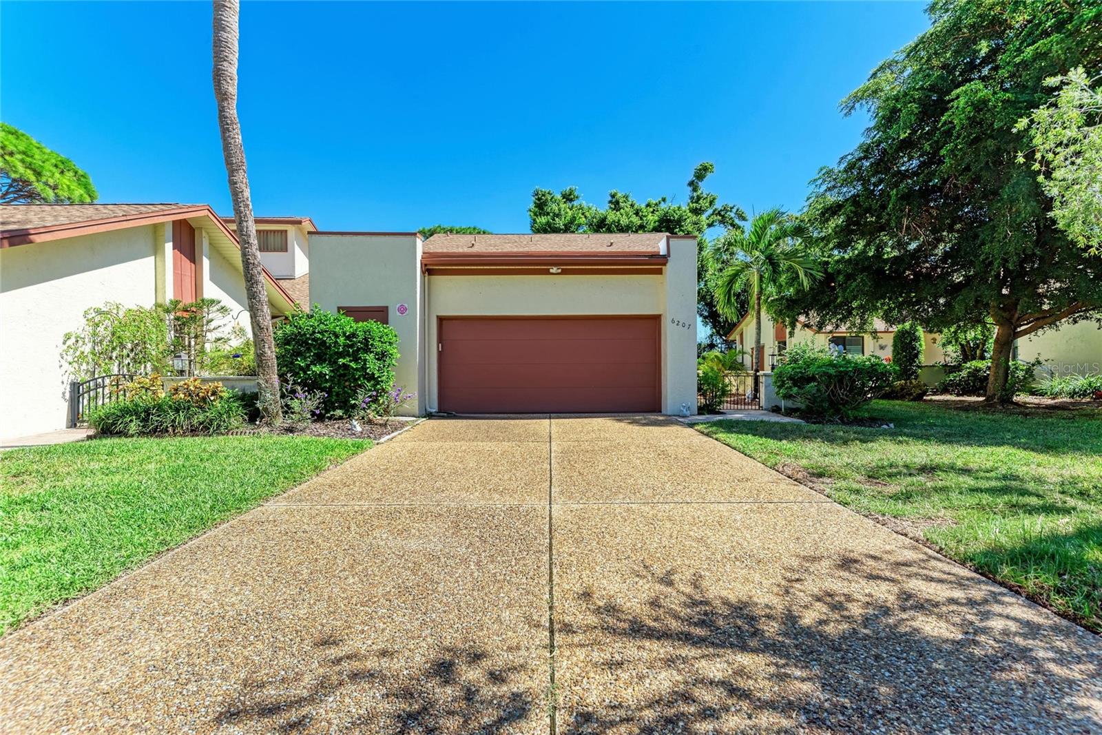6207 Courtside Dr #23 photo 1