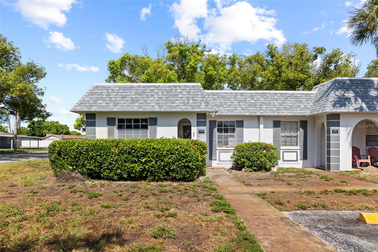 4209 Redcliff Pl photo 1