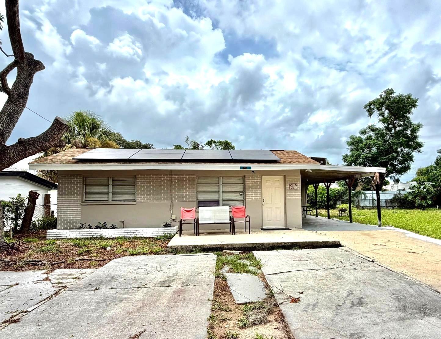 7215 James St photo 1