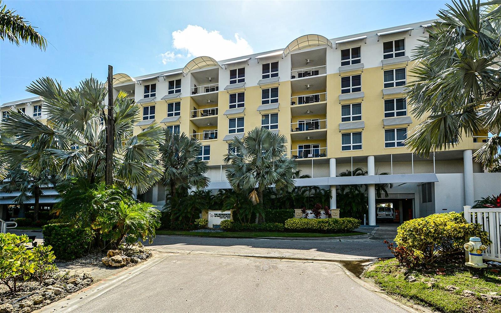 915 Seaside Dr #613, Weeks 32-33