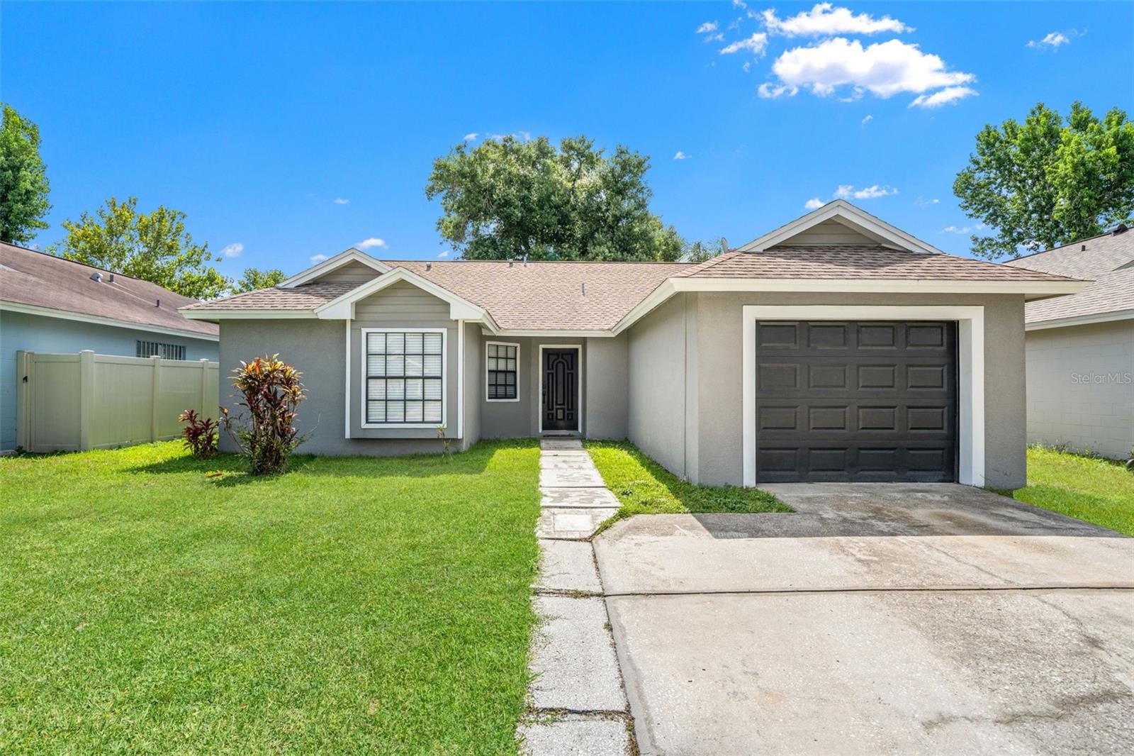12714 Trowbridge Ln photo 1