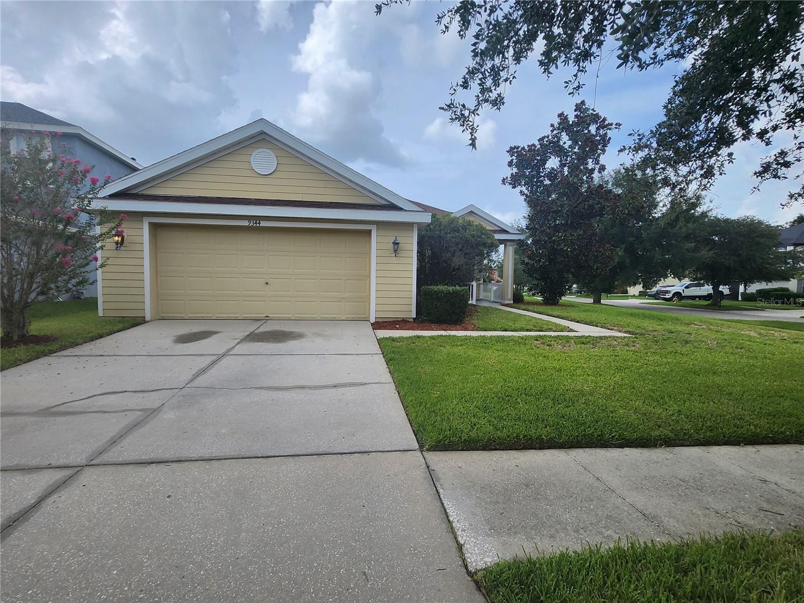 9344 Mandrake CT