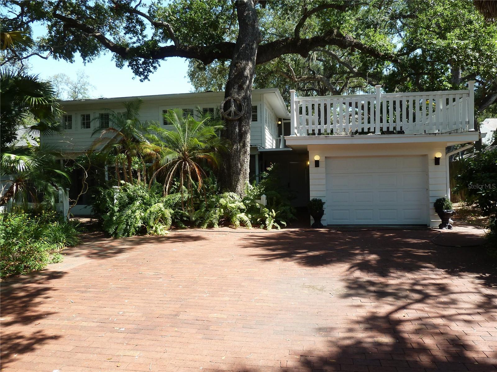 3302 W Villa Rosa St photo 1
