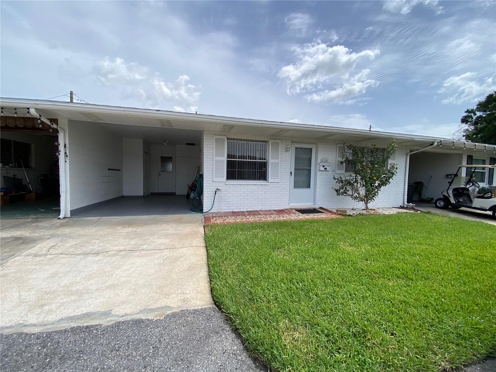 5105 Rose Pl N photo 1
