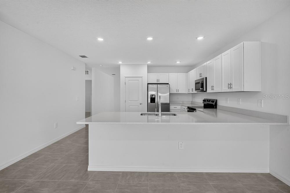 12449 Whisk CT
