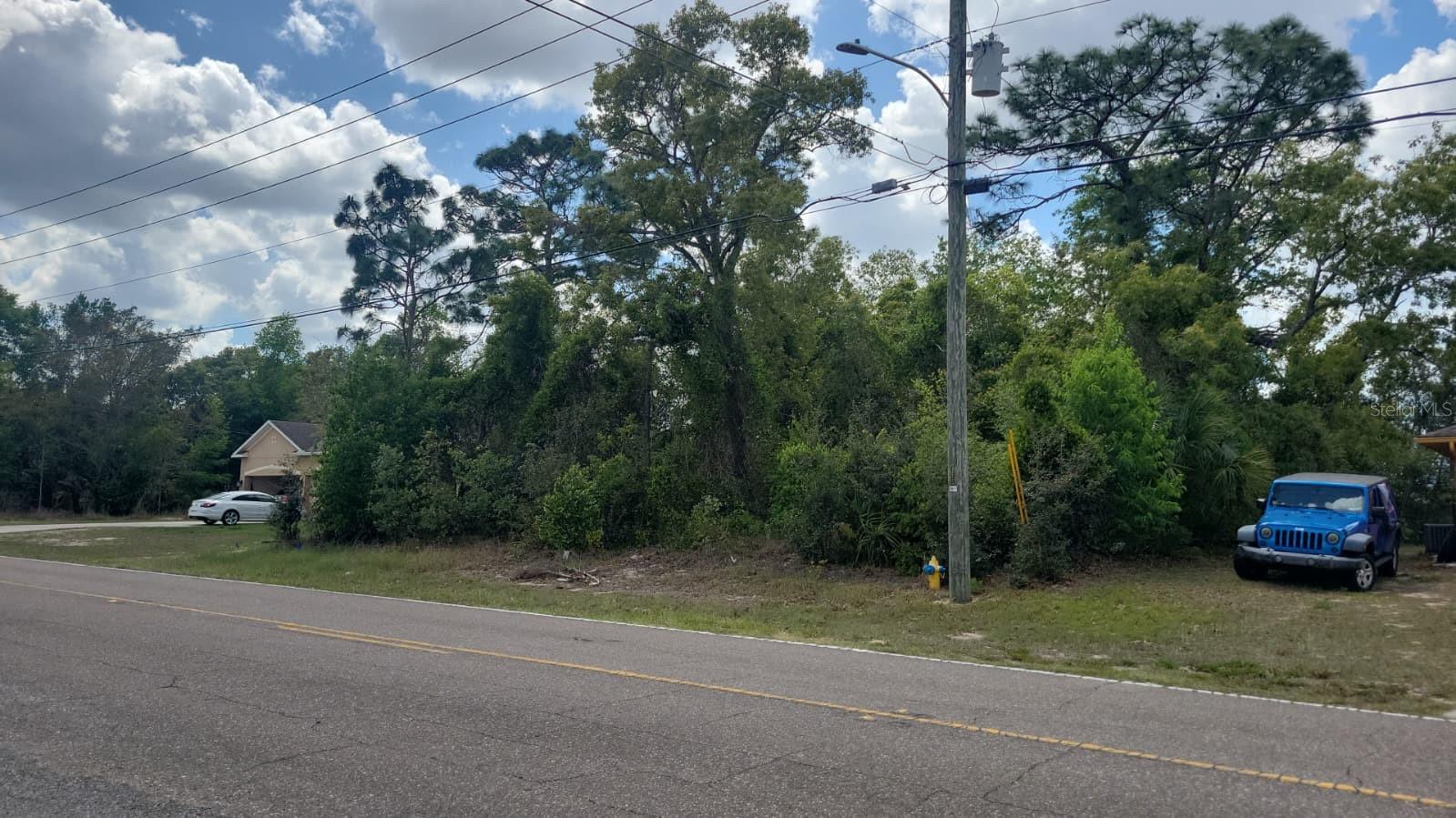 12083 Linden Dr photo 1