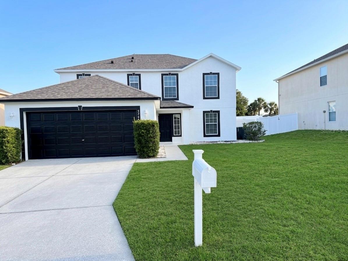 5764 Royal Hills Cir photo 1