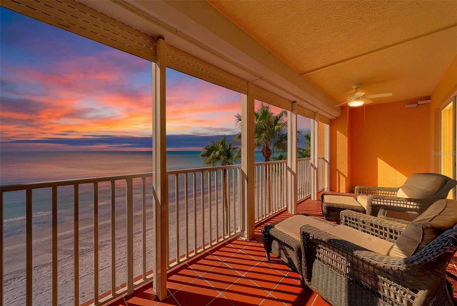 16450 Gulf Blvd #565 photo 1