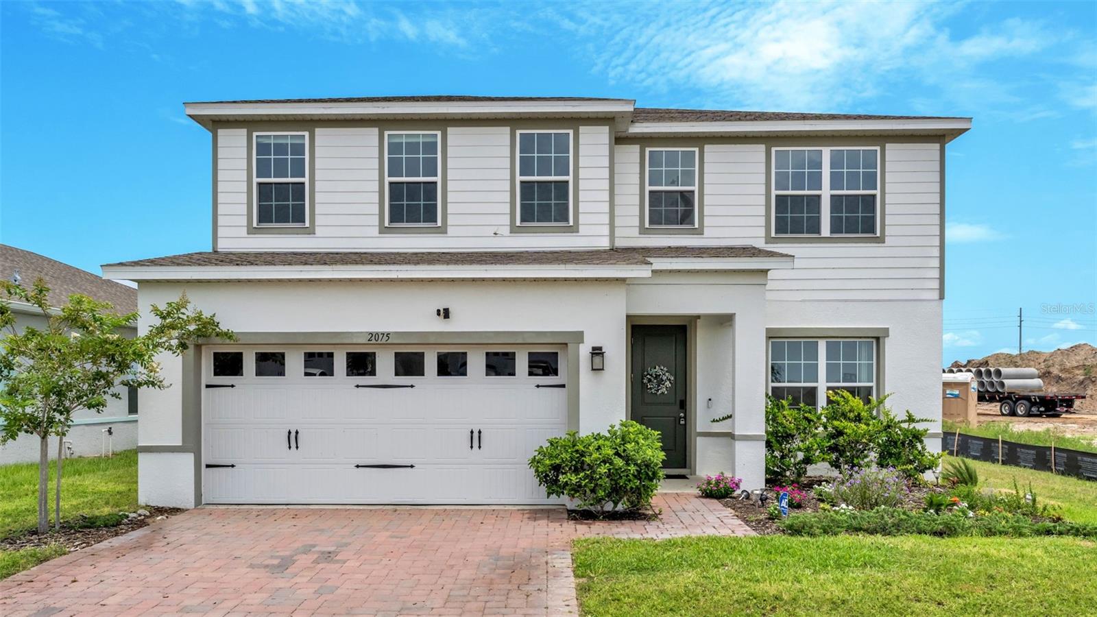 2075 Airedale Way photo 1