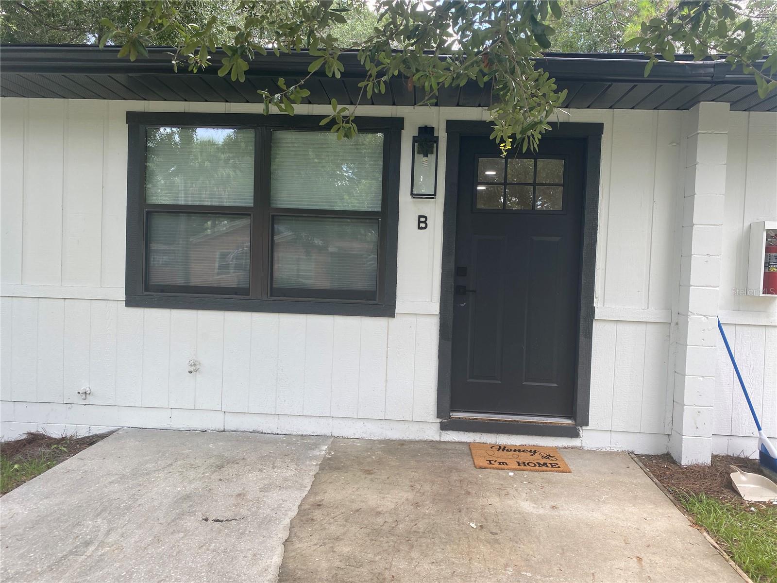 704 Angelina Ln #B