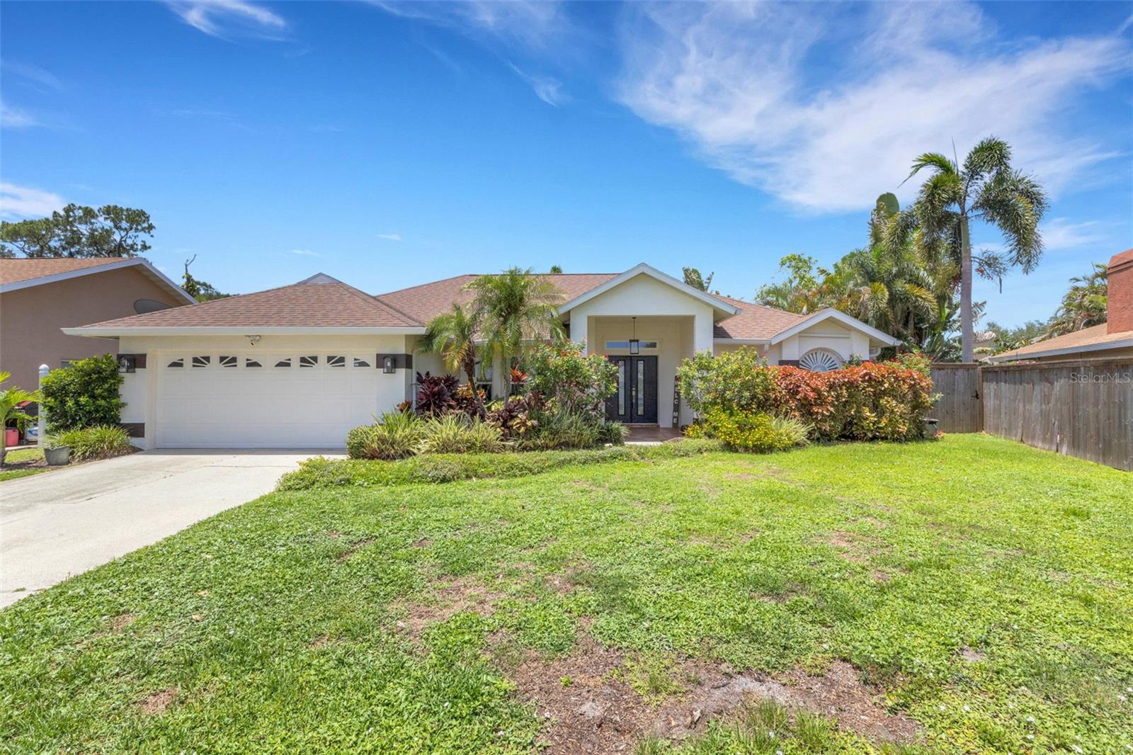 2426 Icecapade Dr photo 1