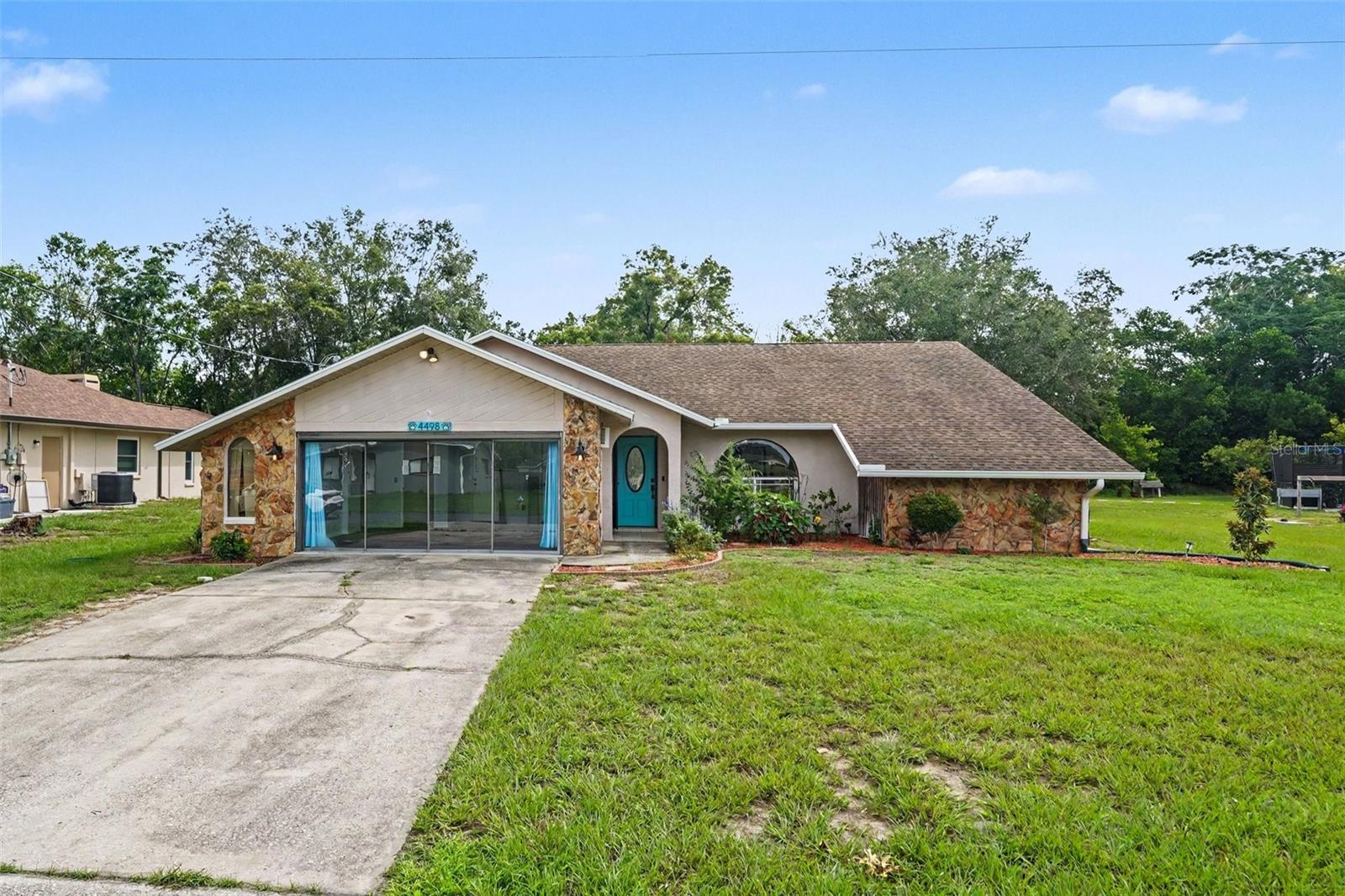 4498 Gondolier Rd photo 1